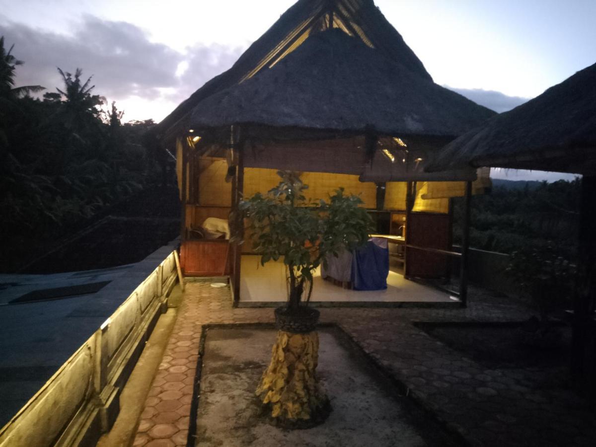 Pondok Diana Yuki Jasri Bagian luar foto